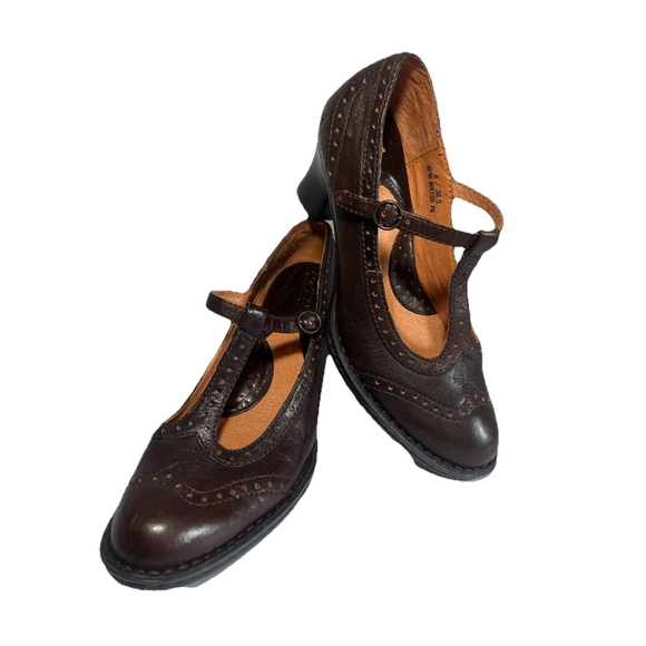BORN Shoes - Born Polyana T strap MARY JANE LOAFER heel Size 6 M brown leather